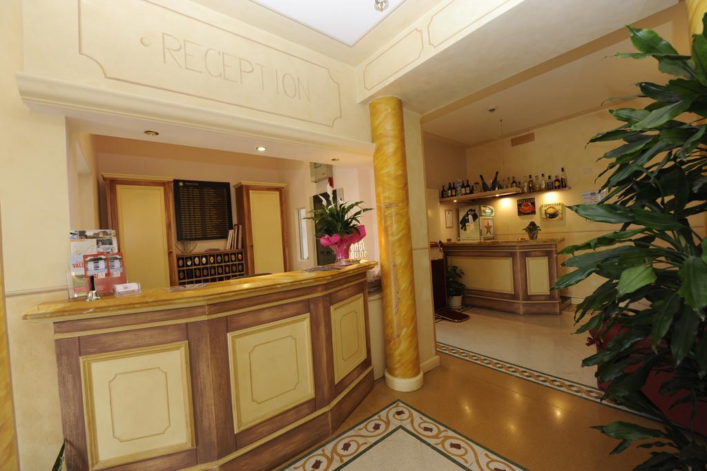 Hotel Sextum Bientina Exterior photo